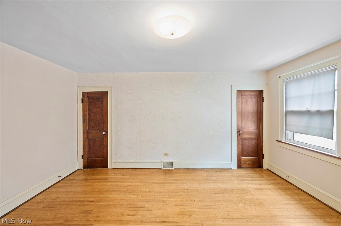 Riverside Manor 02 - Residential