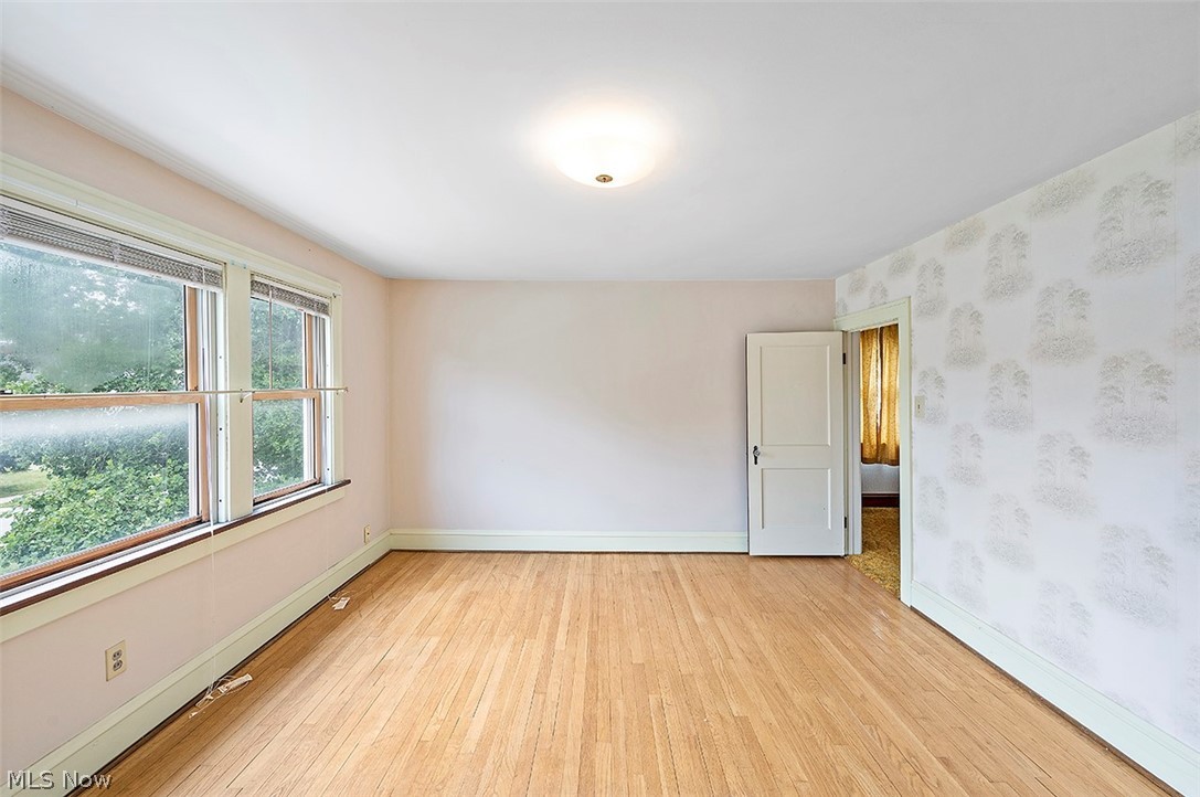 Riverside Manor 02 - Residential