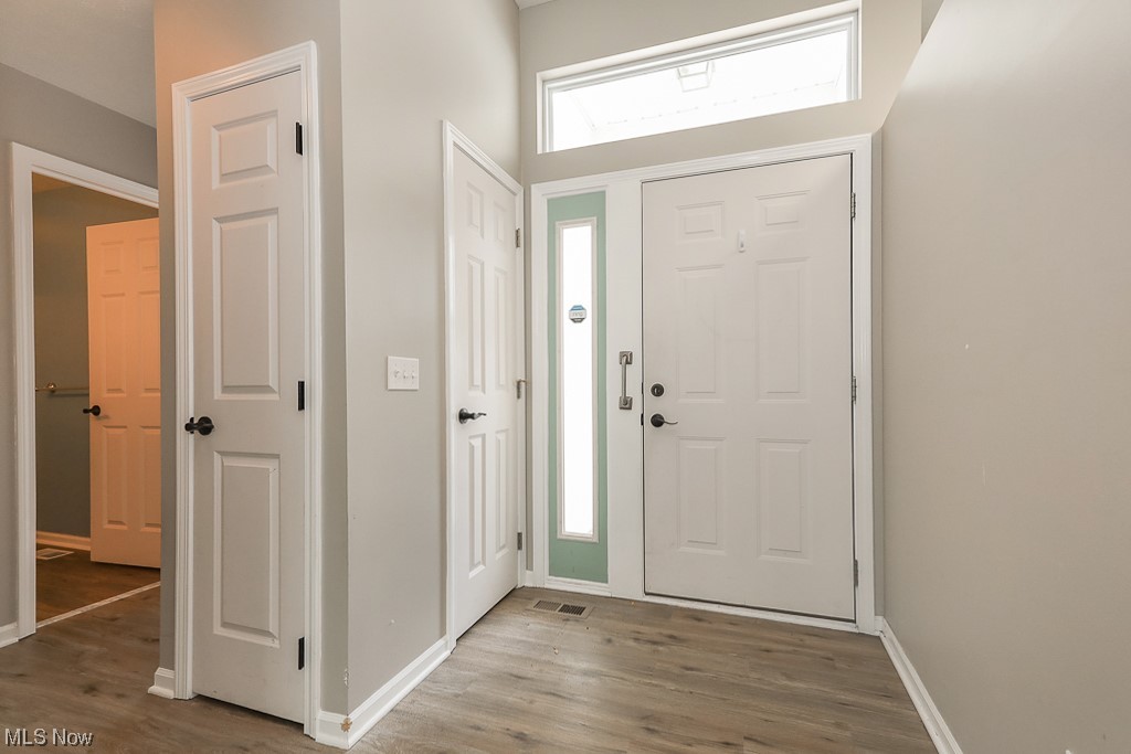 Homes/Emerald Rdg Condo Ph #1 - Residential