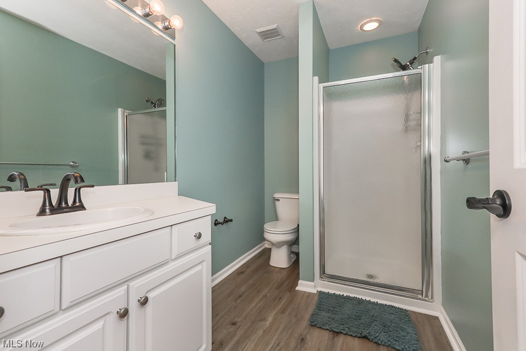 Homes/Emerald Rdg Condo Ph #1 - Residential