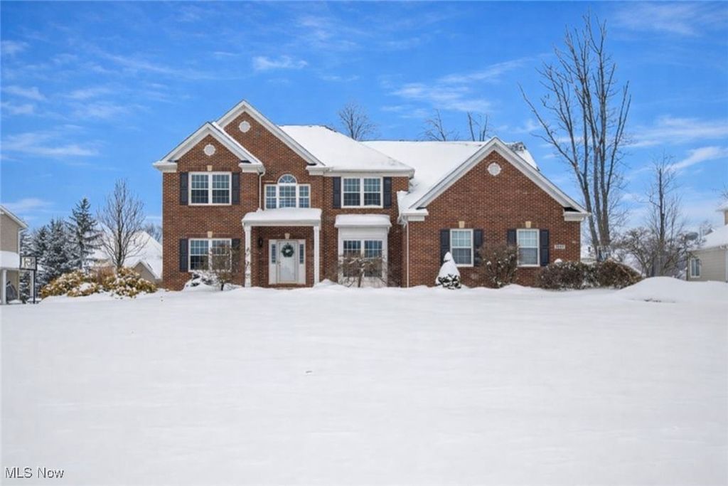 Photo of 7583 Estate Avenue, Hudson, OH 44236 (MLS # 5181102)