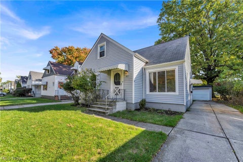 Tiny photo for 461 E 272nd Street, Euclid, OH 44132 (MLS # 5257253)