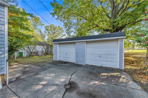 Tiny photo for 461 E 272nd Street, Euclid, OH 44132 (MLS # 5257253)