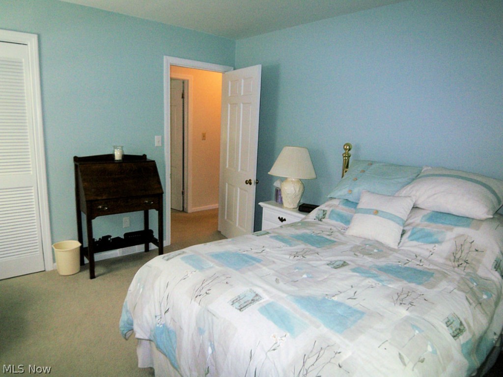 Hawthorne Acres - Residential