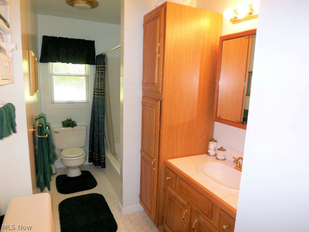 Hawthorne Acres - Residential