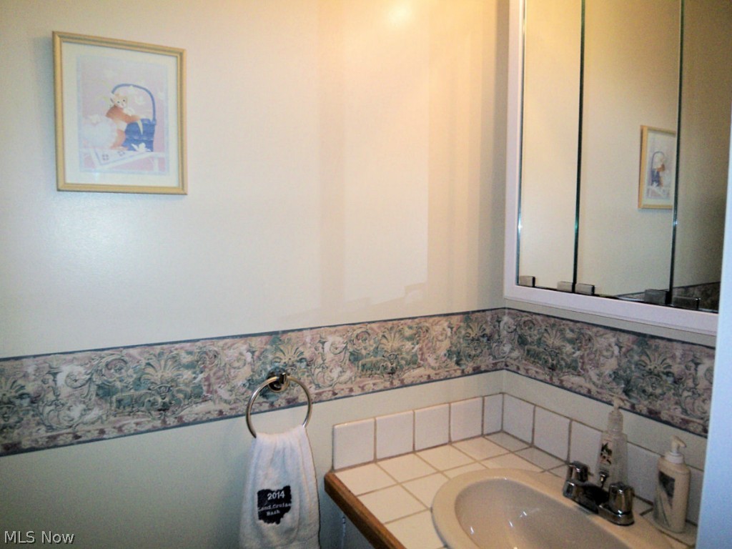 Hawthorne Acres - Residential