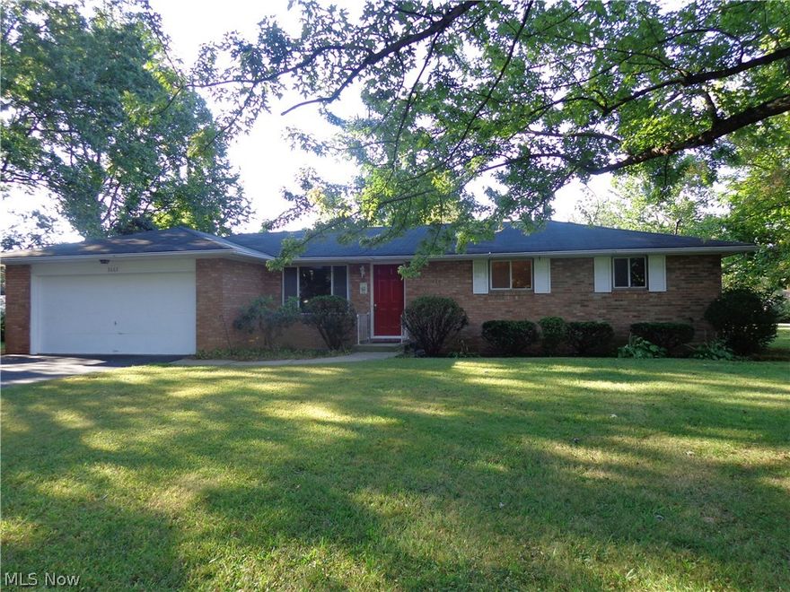Affordable brick ranch in Jackson Twp - Jackson schools!!!  3 bedrooms, 1 1/2 baths, first floor family room and fireplace! Spacious kitchen with appliances and lots of cupboards and counters.  Hardwood floors - lots of potential here!  Large lot and convenient to everything! 
Great place to start out!