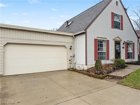 Condo For Sale - 1766 Stone Creek Lane<br/> Summit County, Twinsburg, OH 44087