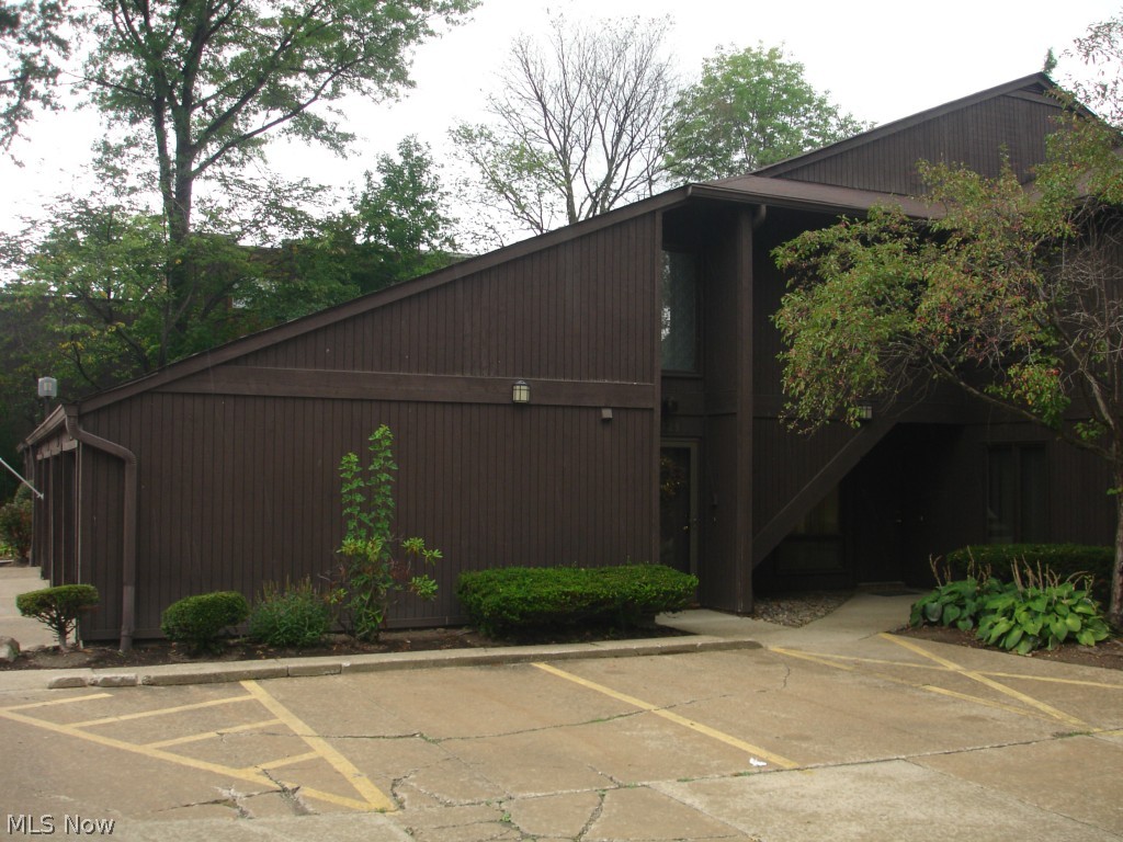 The oaks condo - Residential