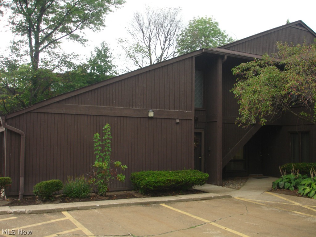 The oaks condo - Residential