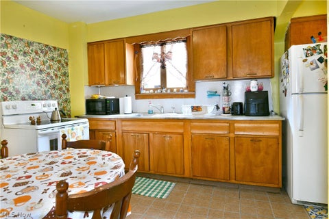 Tiny photo for 932 Brentwood Avenue, Youngstown, OH 44511 (MLS # 5256816)