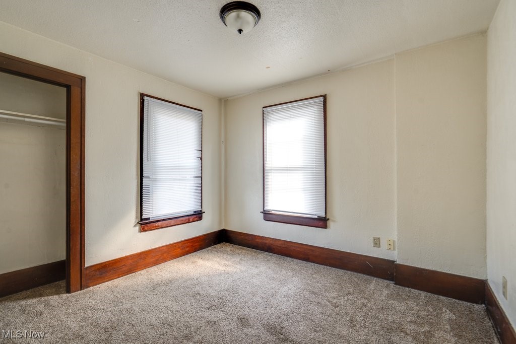 Voris - Residential Lease