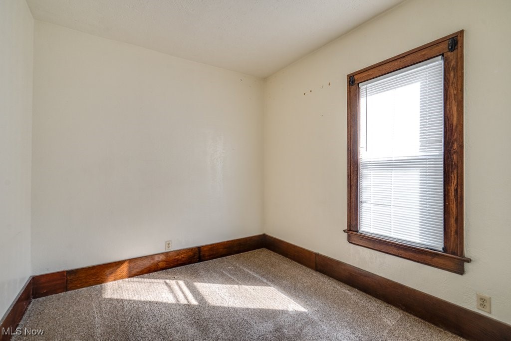 Voris - Residential Lease