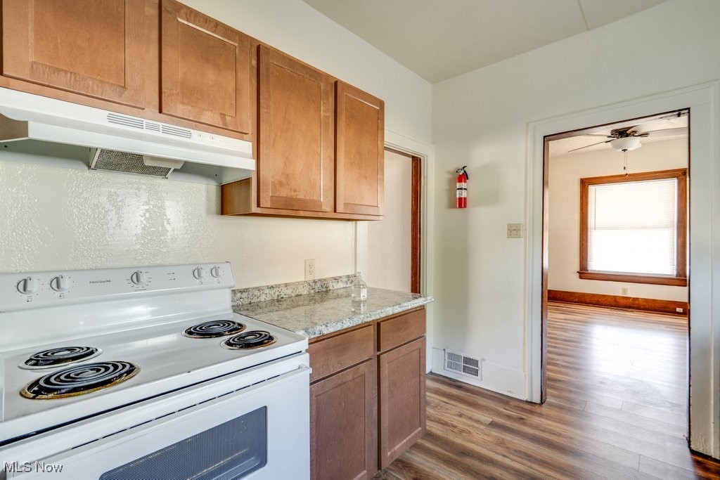 Voris - Residential Lease