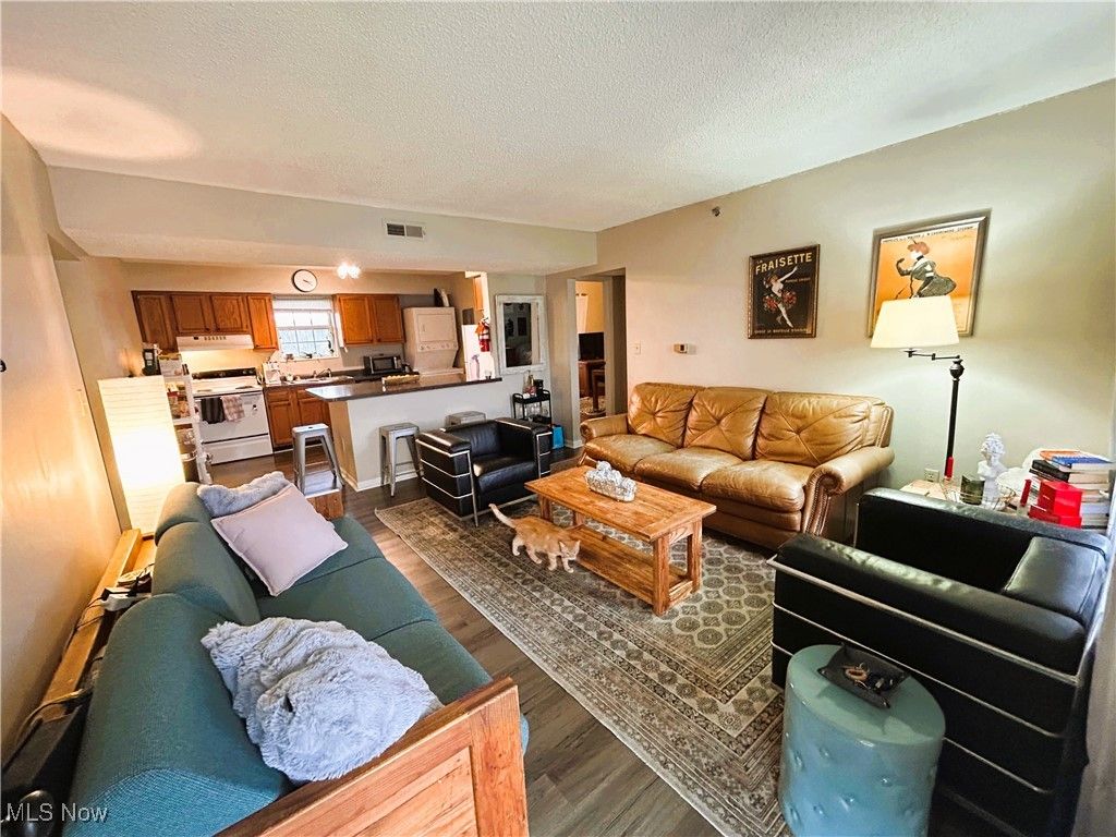 Photo of 15 S Shafer Street #1306, Athens, OH 45701 (MLS # 5182817)