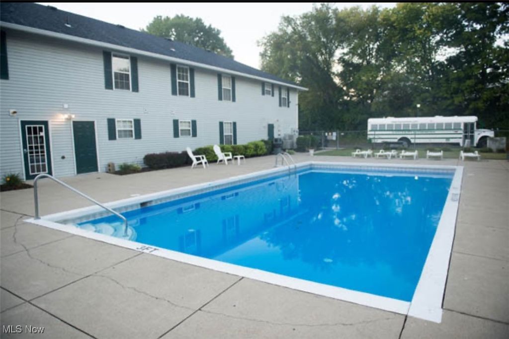 Photo of 15 S Shafer Street #1306, Athens, OH 45701 (MLS # 5182817)