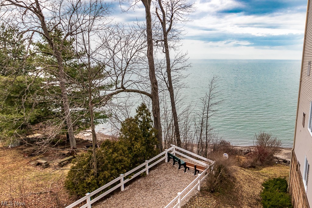 Lake Erie Vista Condo - Residential