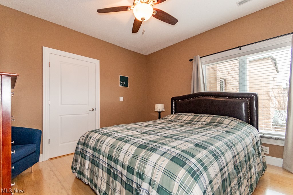 Lake Erie Vista Condo - Residential