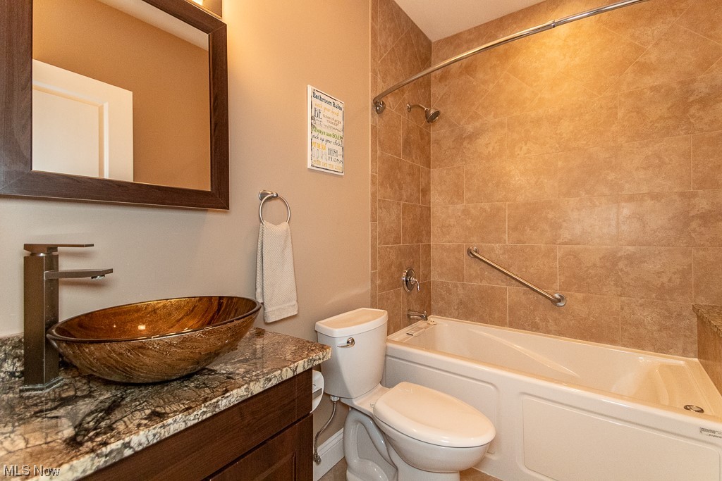 Lake Erie Vista Condo - Residential