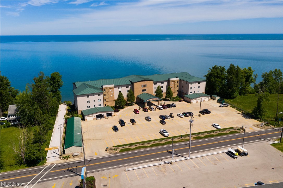 Lake Erie Vista Condo - Residential
