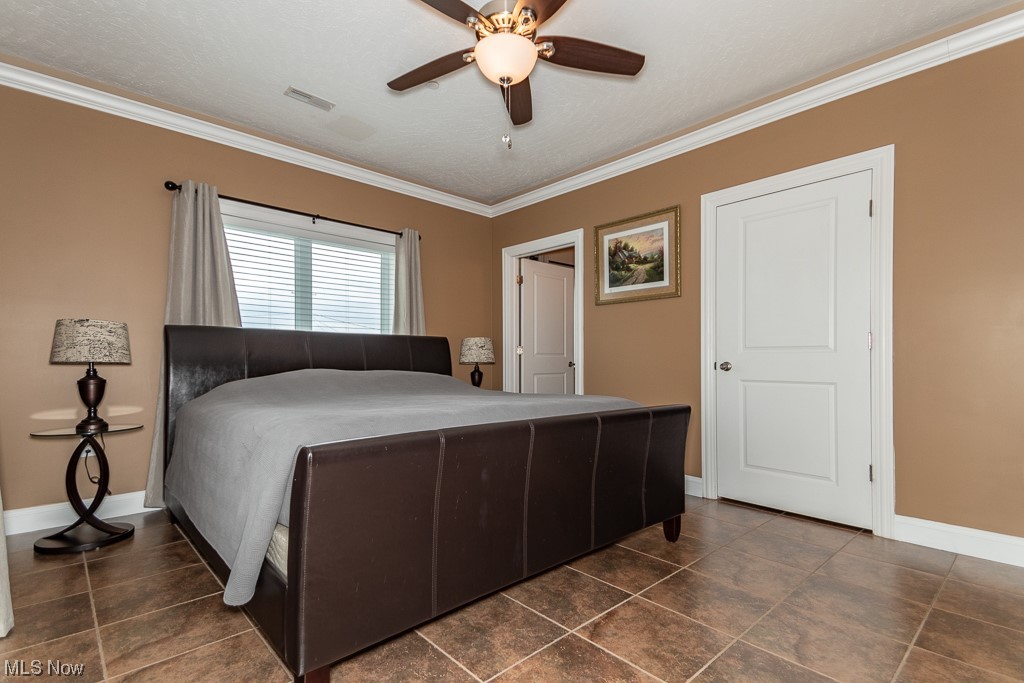 Lake Erie Vista Condo - Residential