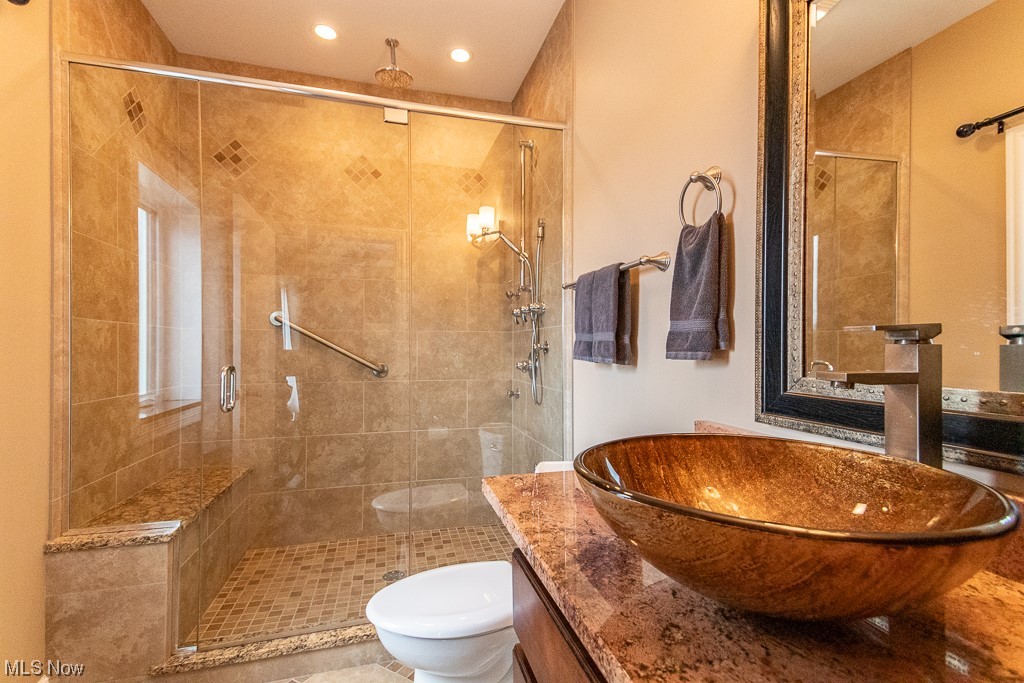 Lake Erie Vista Condo - Residential