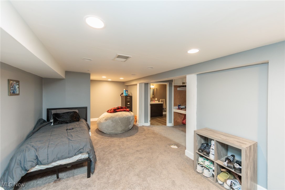 3443 Dentzler Road, Parma, Ohio image 41