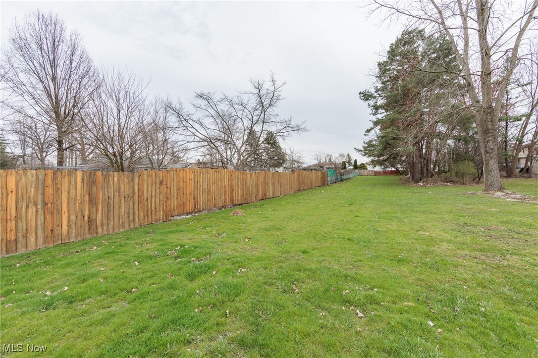 3443 Dentzler Road, Parma, Ohio image 7