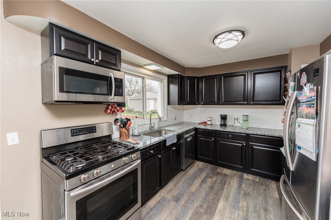 3443 Dentzler Road, Parma, Ohio image 24