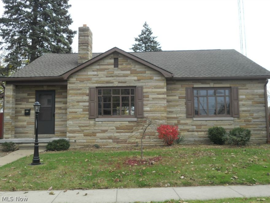 Beautiful home is great north end location. Home has been completely remodeled and features hardwood floors throughout. Gas fireplace in living room, kitchen with loads of cabinets and breakfast area 3 spacious bedrooms and full basement.