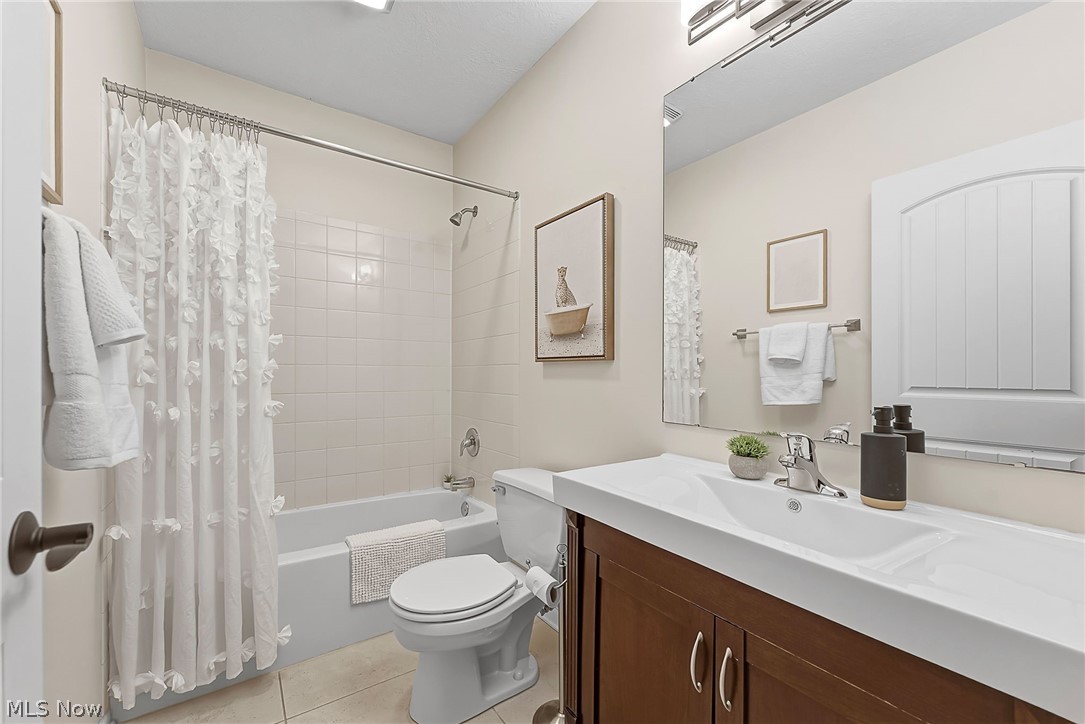 S S Stones - Residential