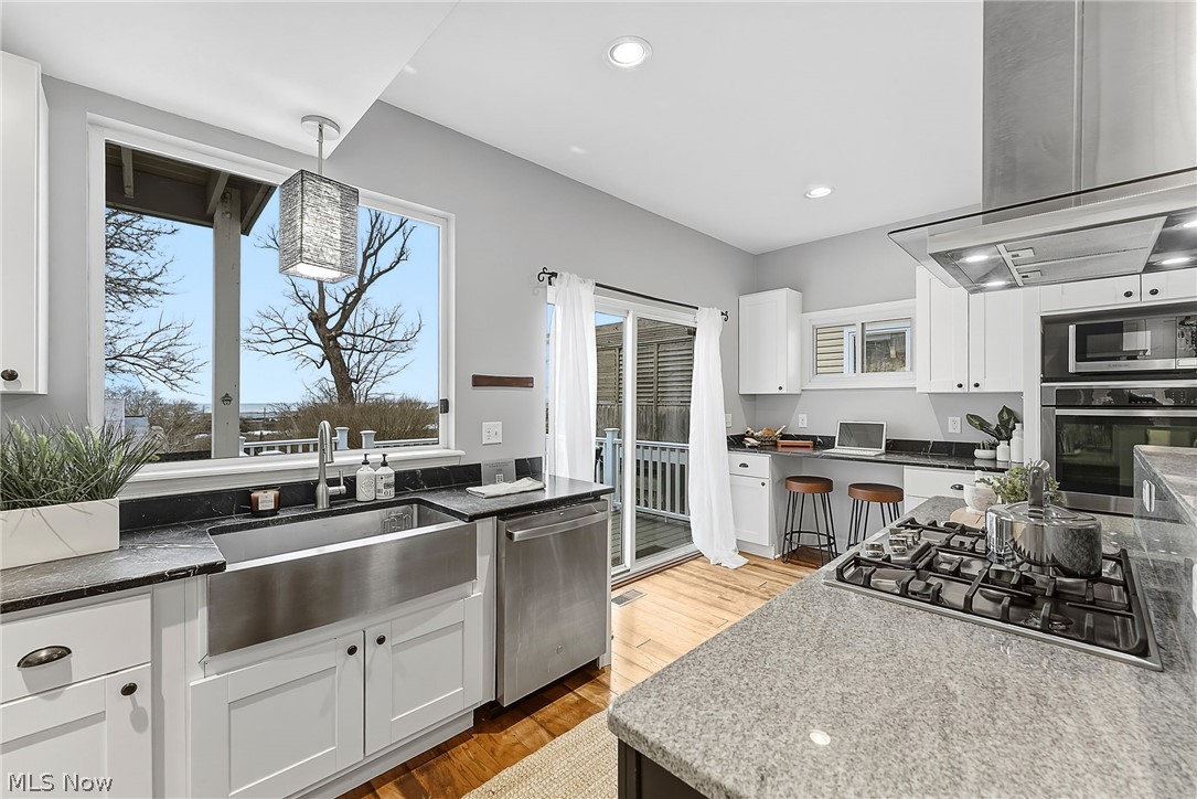 S S Stones - Residential