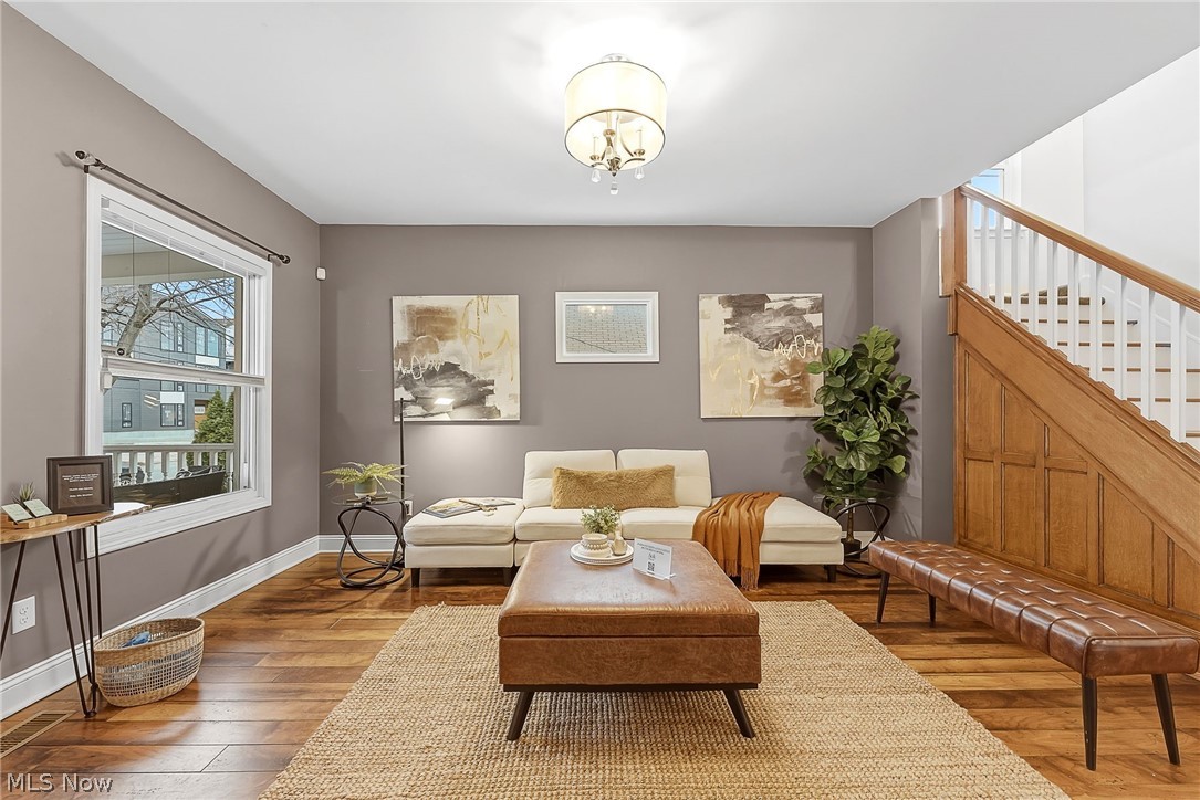 S S Stones - Residential