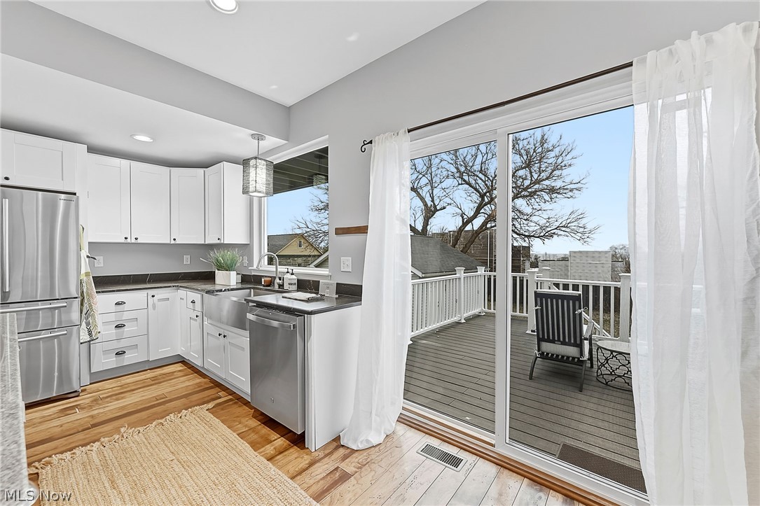 S S Stones - Residential