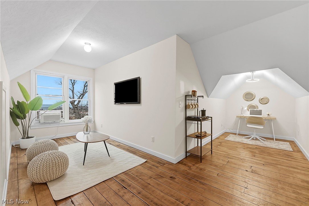 S S Stones - Residential