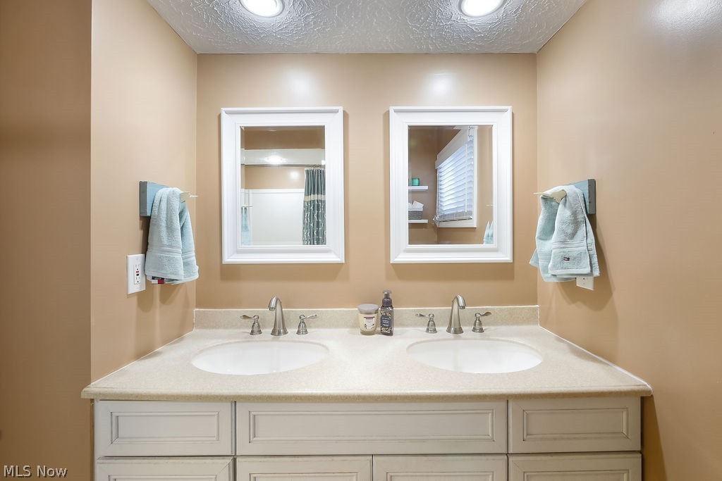 Munroe Manor Estates Allotment - Residential