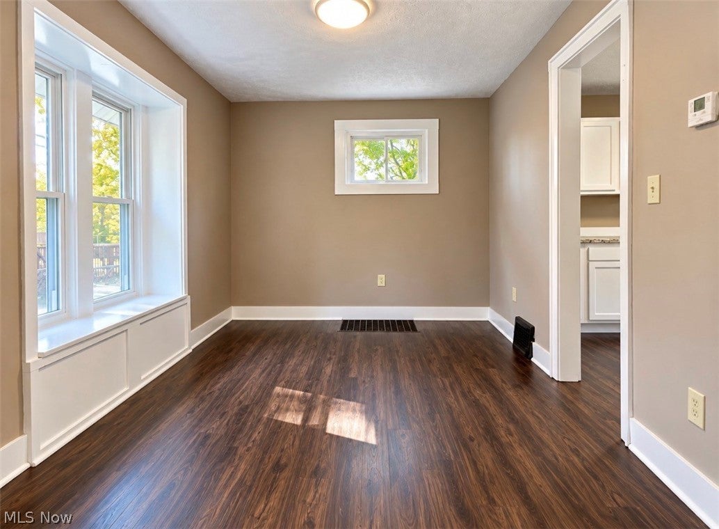 360 Noah Avenue