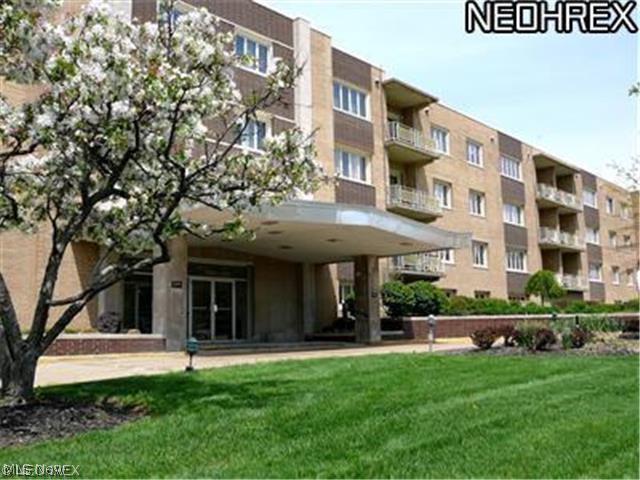 Well maintained spacious two bedroom two bath condo in prime Beachwood location! End unit. Two garage spaces. Party room. Excellent value!