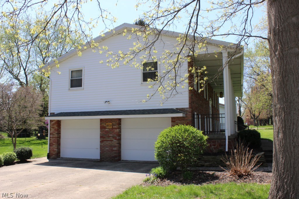 Briar Hills Estates - Residential