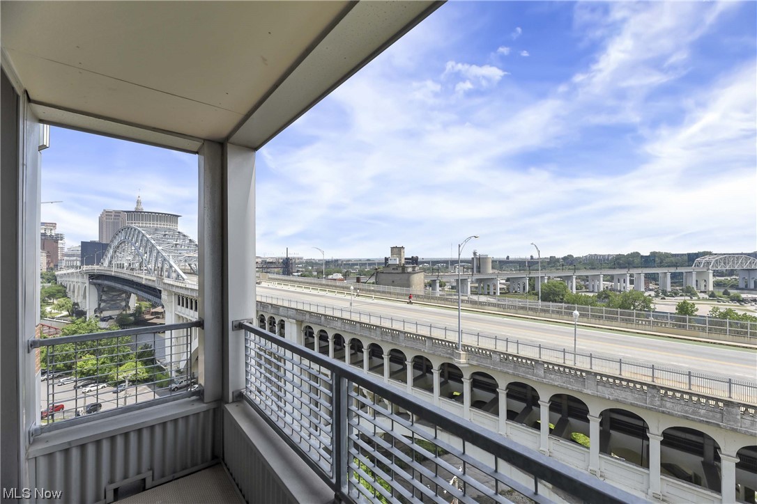 Stonebridge Condos - Residential