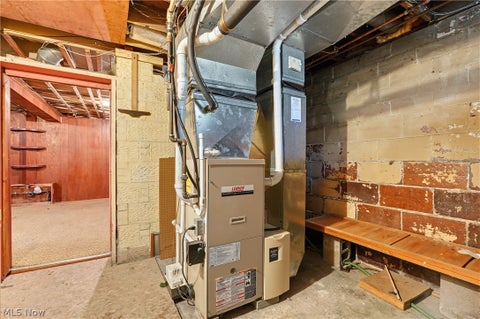 Tiny photo for 32 Hawk Avenue, Akron, OH 44312 (MLS # 5255394)