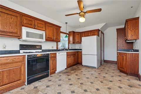 Tiny photo for 32 Hawk Avenue, Akron, OH 44312 (MLS # 5255394)