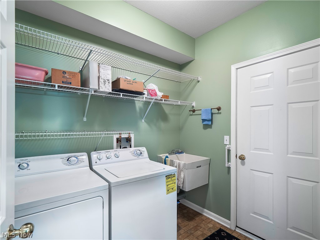 Hamlets/Rocky River-West - Residential