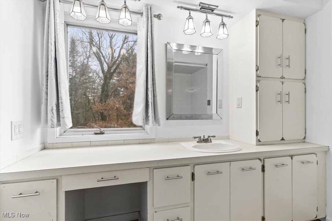 Ghent Road View Acres - Residential