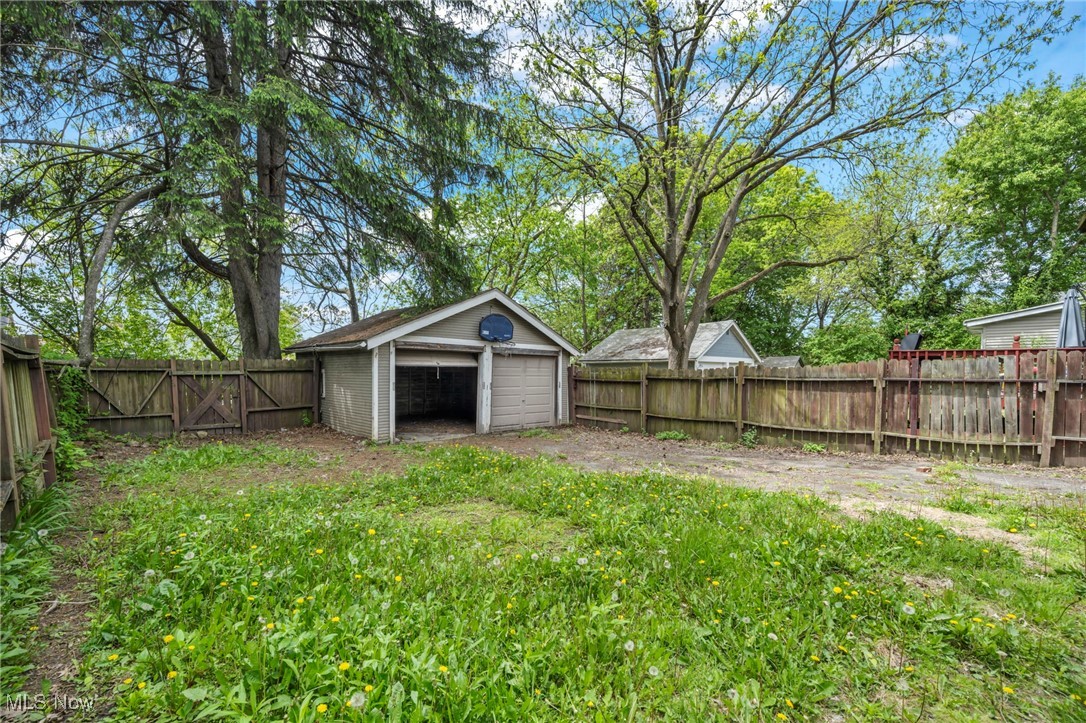 80 E Ido Avenue, Akron, Ohio image 8