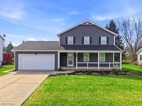 Homes For Sale - 2340 Sandalwood Drive<br/> Twinsburg, OH 44087