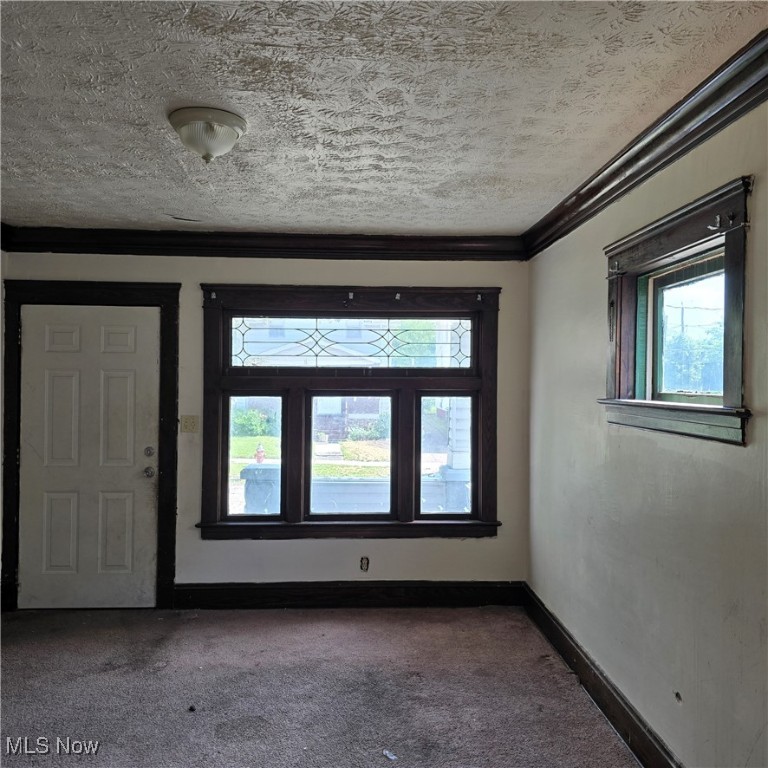13013 Soika Avenue