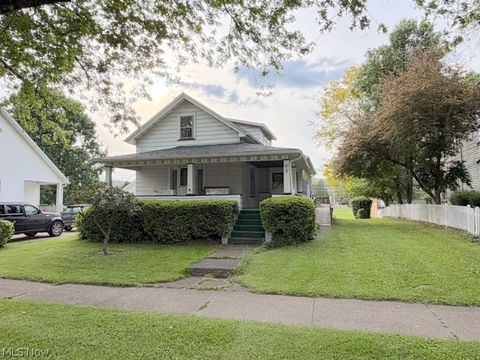 Homes For Sale - 208 W Main Street<br/> Tuscarawas County, Port Washington, OH 43837