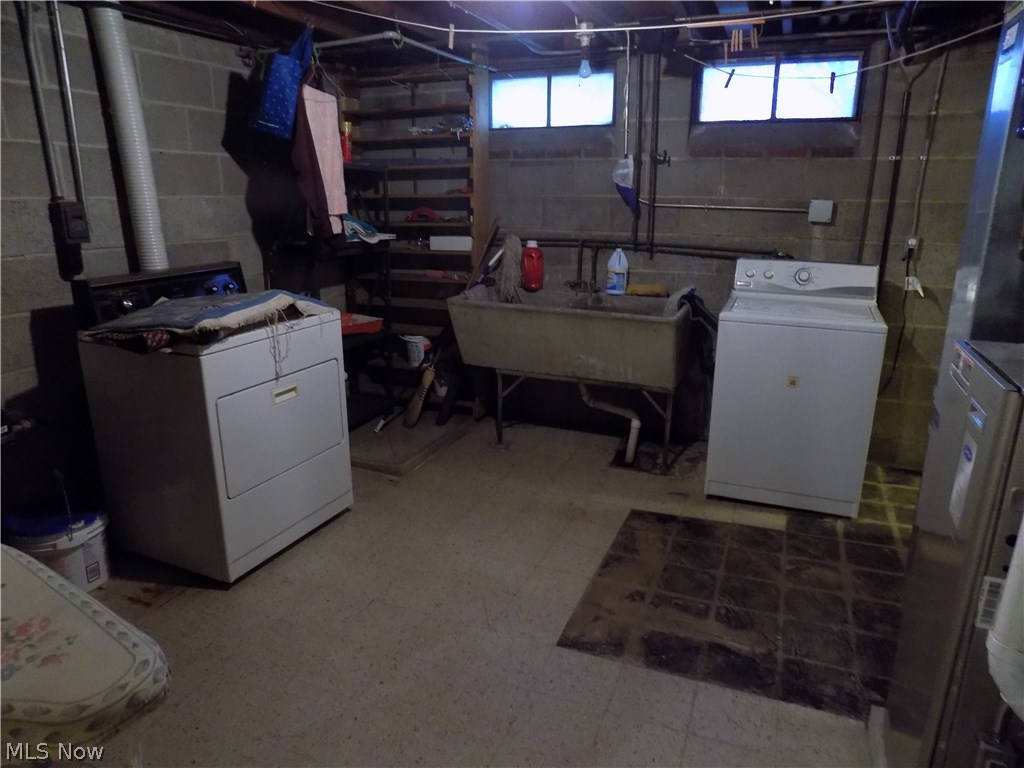 Matherson Bldg Cos Willman Ave - Residential