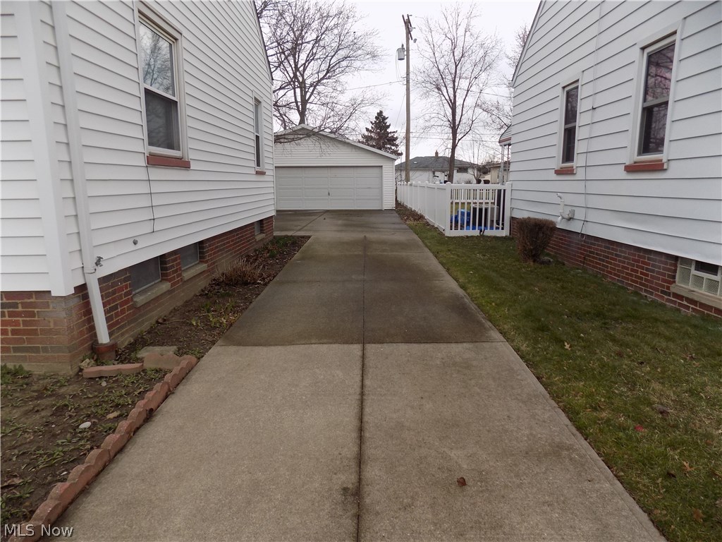 Matherson Bldg Cos Willman Ave - Residential